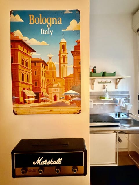 Michelangelo Green Corner Apartment in Bologna