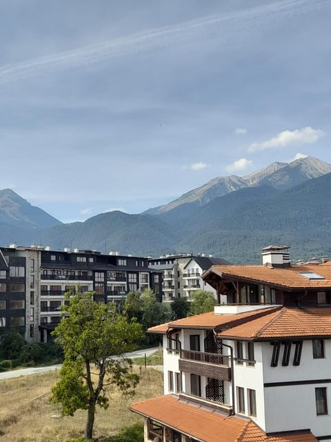 Nearby landmark, Day, Natural landscape, City view, Mountain view