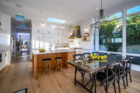 4BR Luxury Del Mar Beach House with Ocean Views House in Del Mar