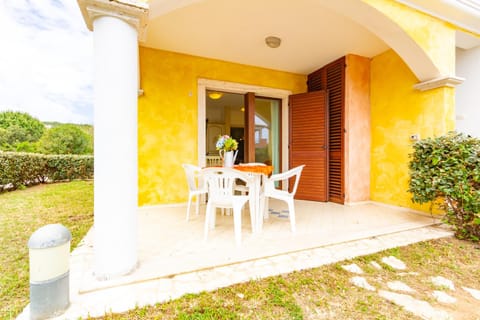 Property building, Garden, Garden view