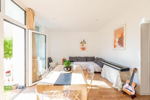 Accords Parfaits Famille House in Villeurbanne