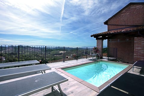 SOGNANDO NEL ROERO - Guest House Apartment in Liguria