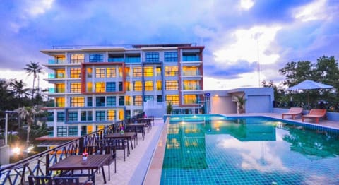 Property building, Pool view, Swimming pool
