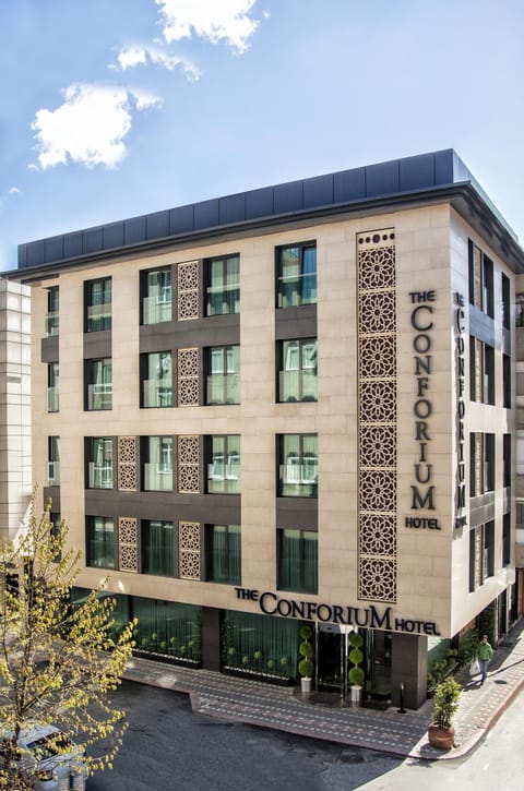 Property building, Facade/entrance