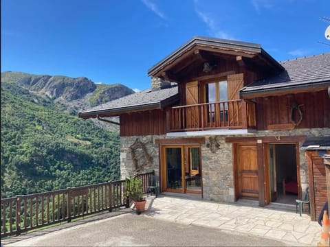 Chalet 18 personnes 8 chambres aux 3 vallees, menuires Chalet in Les Allues