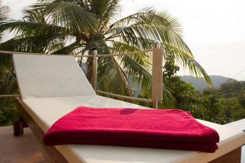 Balcony/Terrace, Mountain view