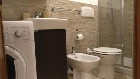 Shower, Toilet, Bathroom, bidet, washing machine