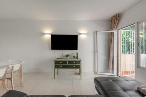 Malaga Vialia Estación Ave y tren Apartment in Malaga