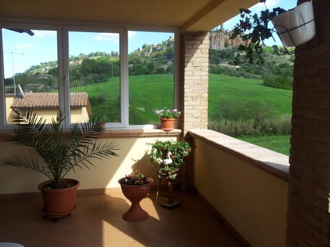 View (from property/room), Balcony/Terrace