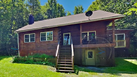 Property building, Garden, Balcony/Terrace