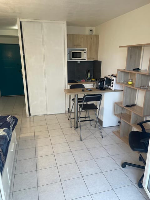 Studio au centre-ville 2 Apartment in Marseille