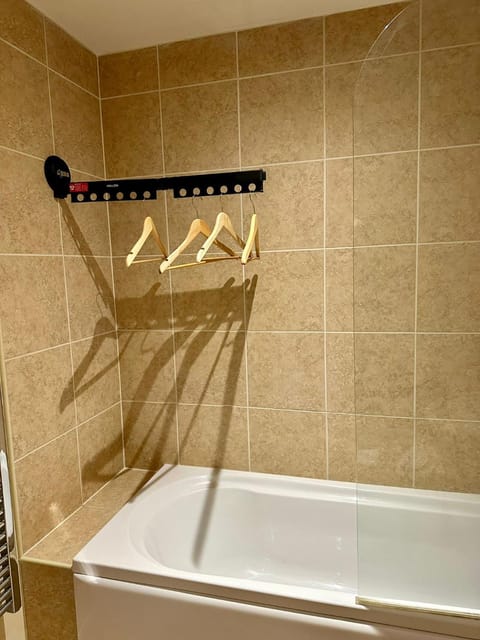 7 SERVICED APARTMENTS at ST JOSEPHS COURT, CLEETHORPES by VISIT CLEETHORPES Apartment in Cleethorpes