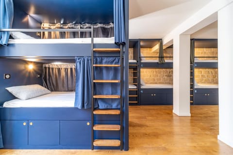 Photo of the whole room, bunk bed