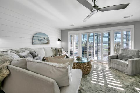 Boardwalk 187 House in Miramar Beach