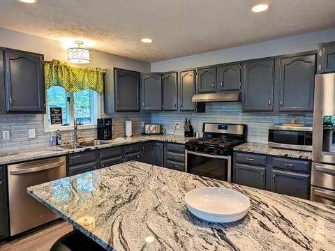 Tippicanoe Lodge House in Spider Lake