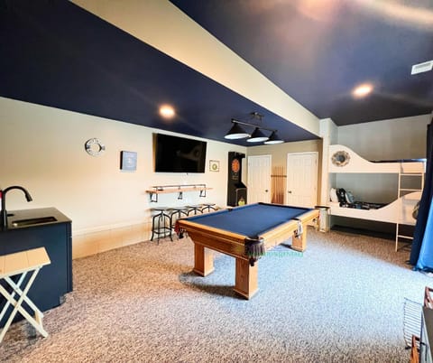 Off The Hook House in Michigan