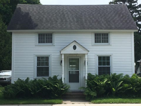 Art Haus House in Empire