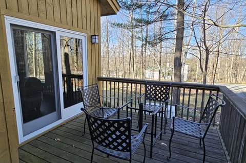 Leelanau Pines House in Leland