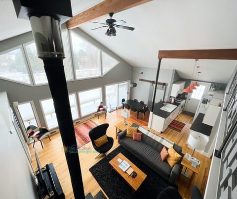 All Points North House in Crystal Lake