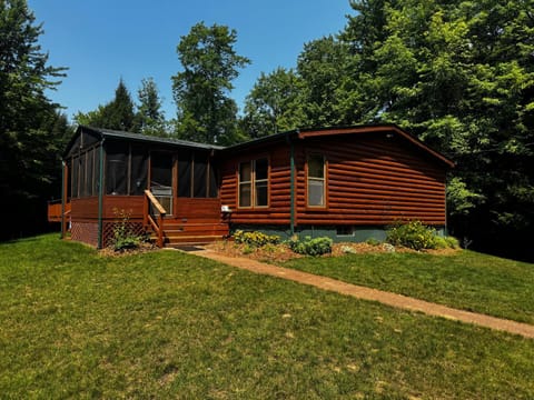 Bass Lake Pointe House in Bass Lake