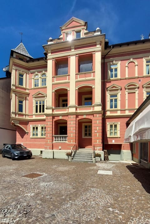 Property building, Location, Parking