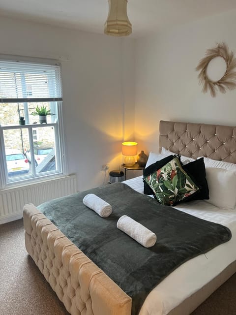 Upstairs Flat Bishop Auckland Apartment in England