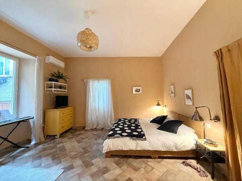 Cotto Apartment in Naples