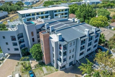 The Den at 41- Parking included Apartment in Stellenbosch