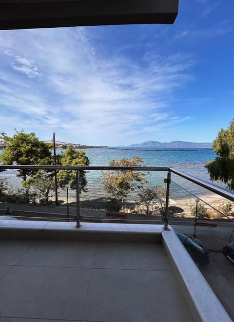 Balcony/Terrace, Balcony/Terrace, Beach, Sea view