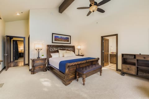 2744 The Cove! Modern Luxury Townhome with Hot Tub, Pool, and Shuttle to the Slopes! home House in Snyderville