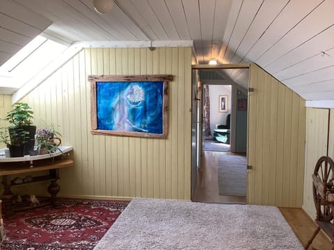 Angelas White House - single room Bed and Breakfast in Lofoten