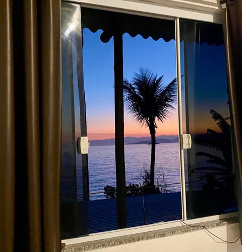 SUÍTES BEIRA-MAR Angra Bed and Breakfast in Angra dos Reis