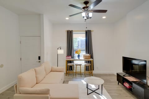 Walk to Churchill Downs Central Louisville Home! House in Louisville