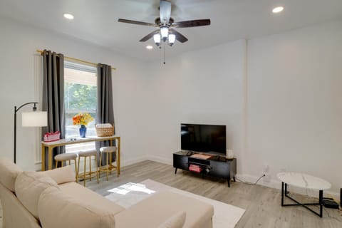 Walk to Churchill Downs Central Louisville Home! House in Louisville