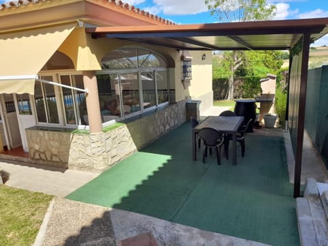 Patio, Balcony/Terrace