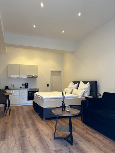 Bed, Kitchen or kitchenette, Photo of the whole room
