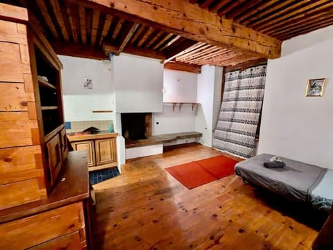 Studio Atypique en Hyper Centre - Calme avec Wifi Apartment in Grenoble