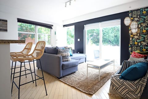 Patio, Living room, Seating area, Dining area