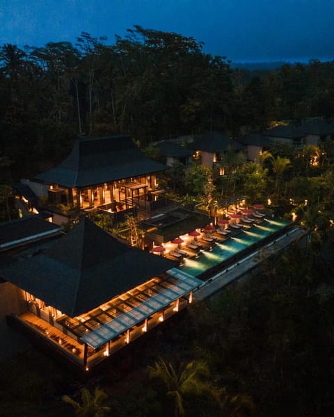 Property building, Night