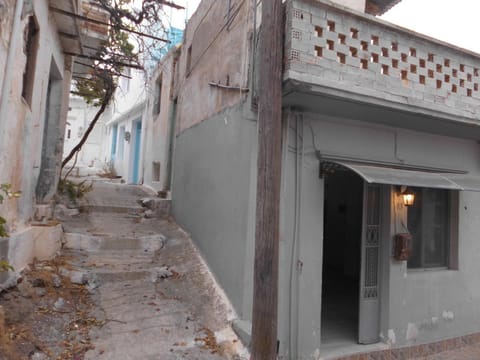 Patio, Balcony/Terrace