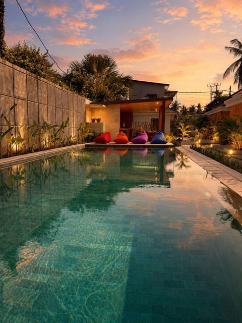 Garden view, Pool view, Swimming pool, Sunset, sunbed