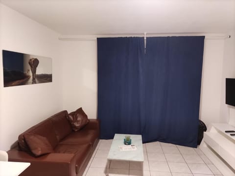 T2 5 Lys - centre ville, parking privé Apartment in Saint-Louis