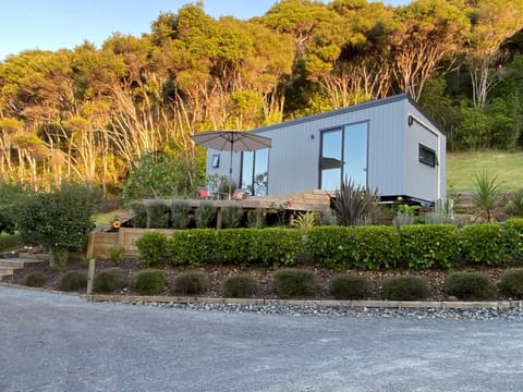 Te Henga Hideaway House in Auckland