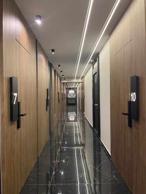 Facade/entrance, Logo/Certificate/Sign