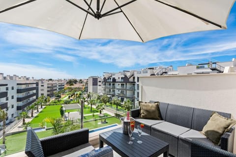 Day, View (from property/room), Balcony/Terrace, Seating area, Garden view