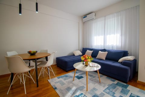 NYC Apartman with garage Apartment in Podgorica