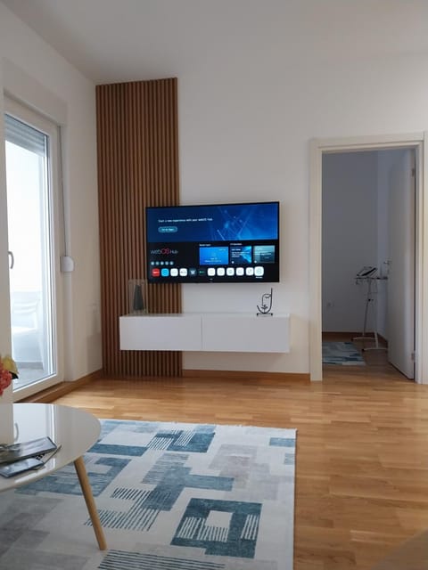 NYC Apartman with garage Apartment in Podgorica