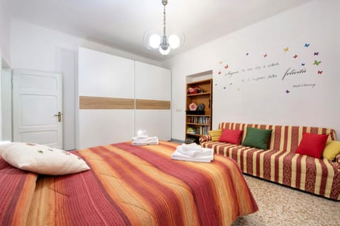 Living room, Bedroom