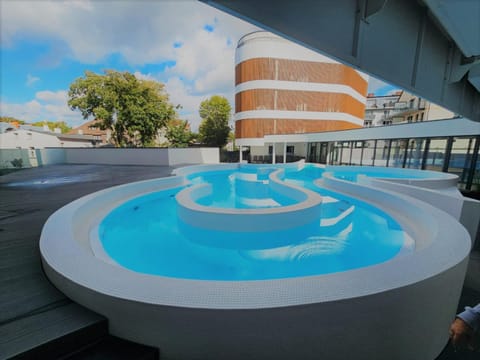 Pool view, Swimming pool, Swimming pool