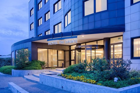 Property building, On site